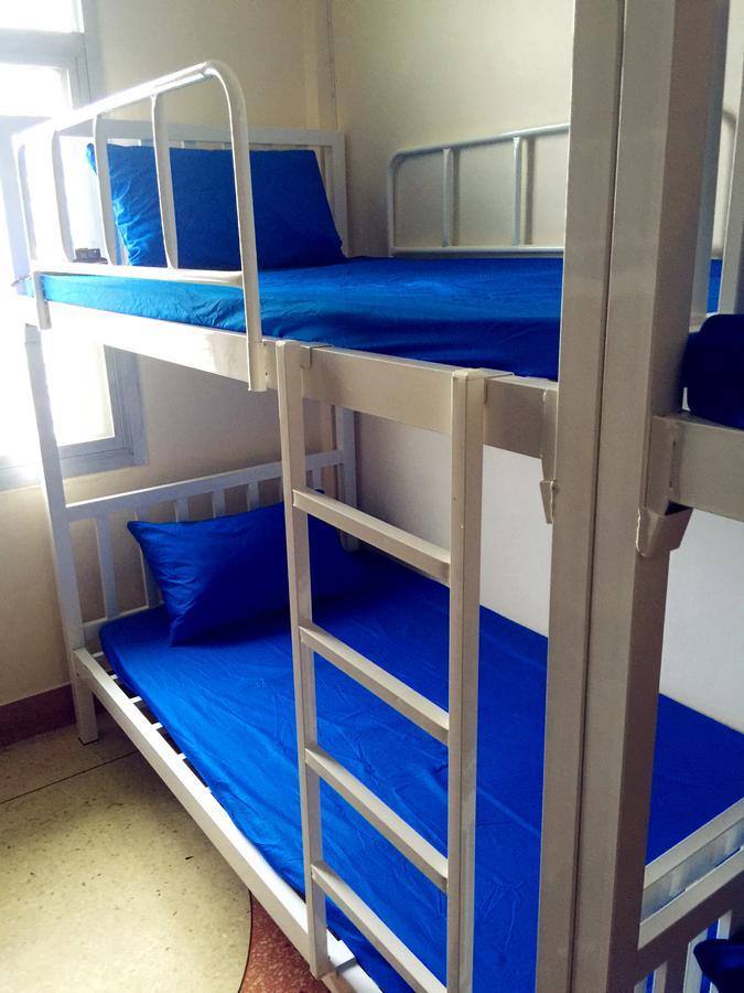 Small Elephant Hostel Bangkok Eksteriør billede